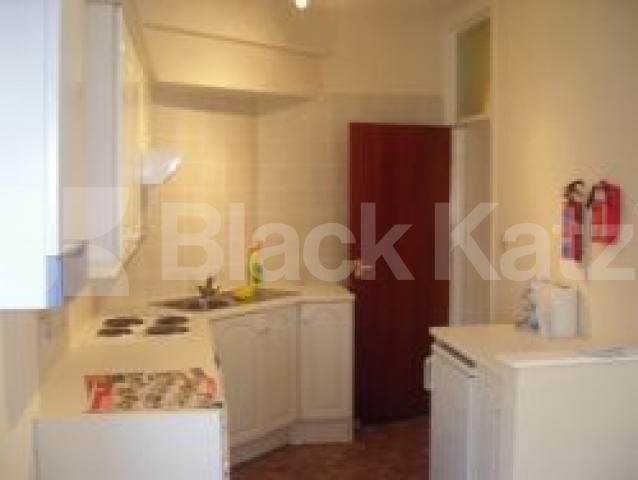 			1 Bedroom, 1 bath, 1 reception Ground Floor Flat			 Belgrave Gardens x 2, ST JOHNS WOOD NW8